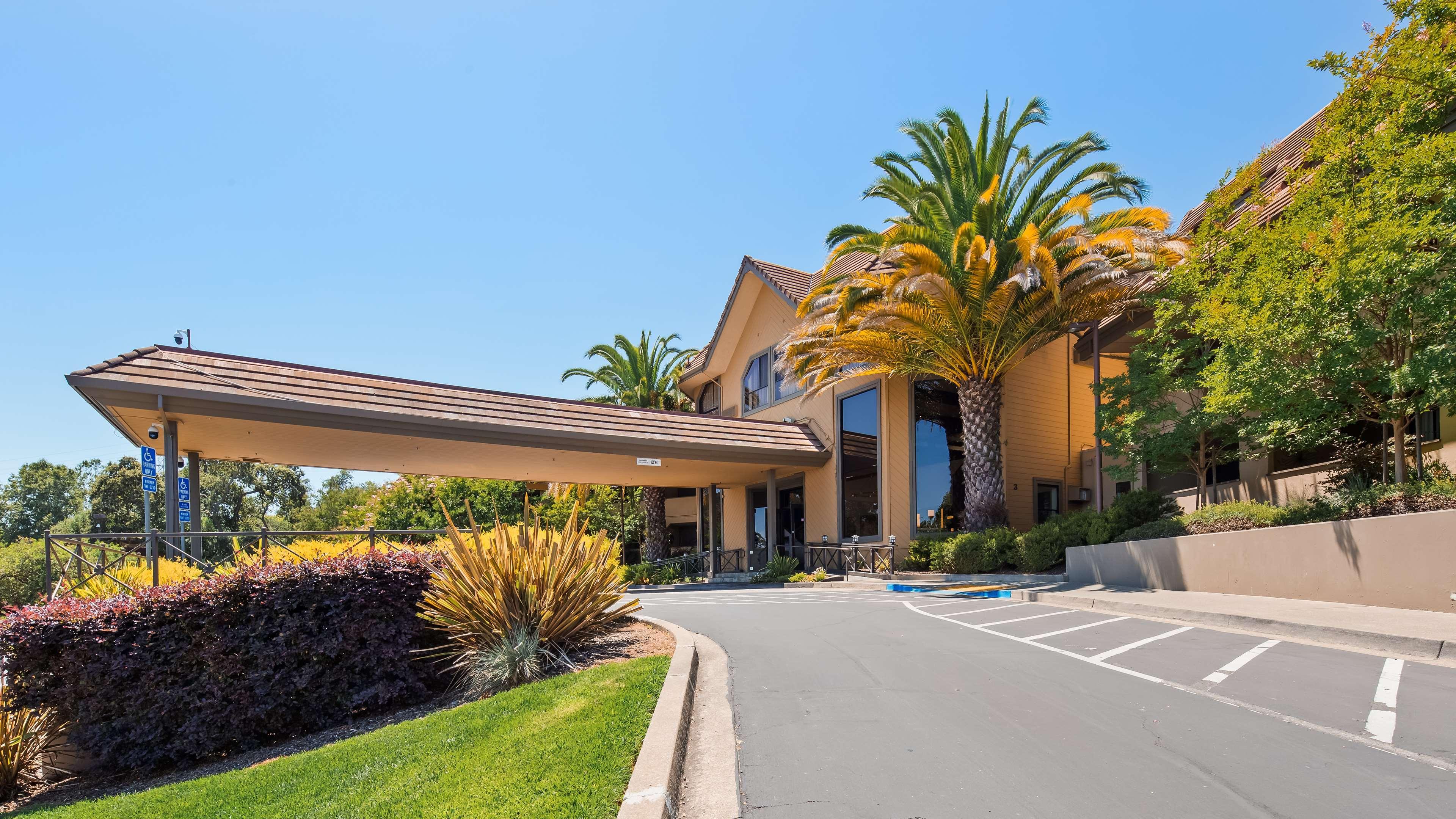 Best Western Plus Novato Oaks Inn Εξωτερικό φωτογραφία