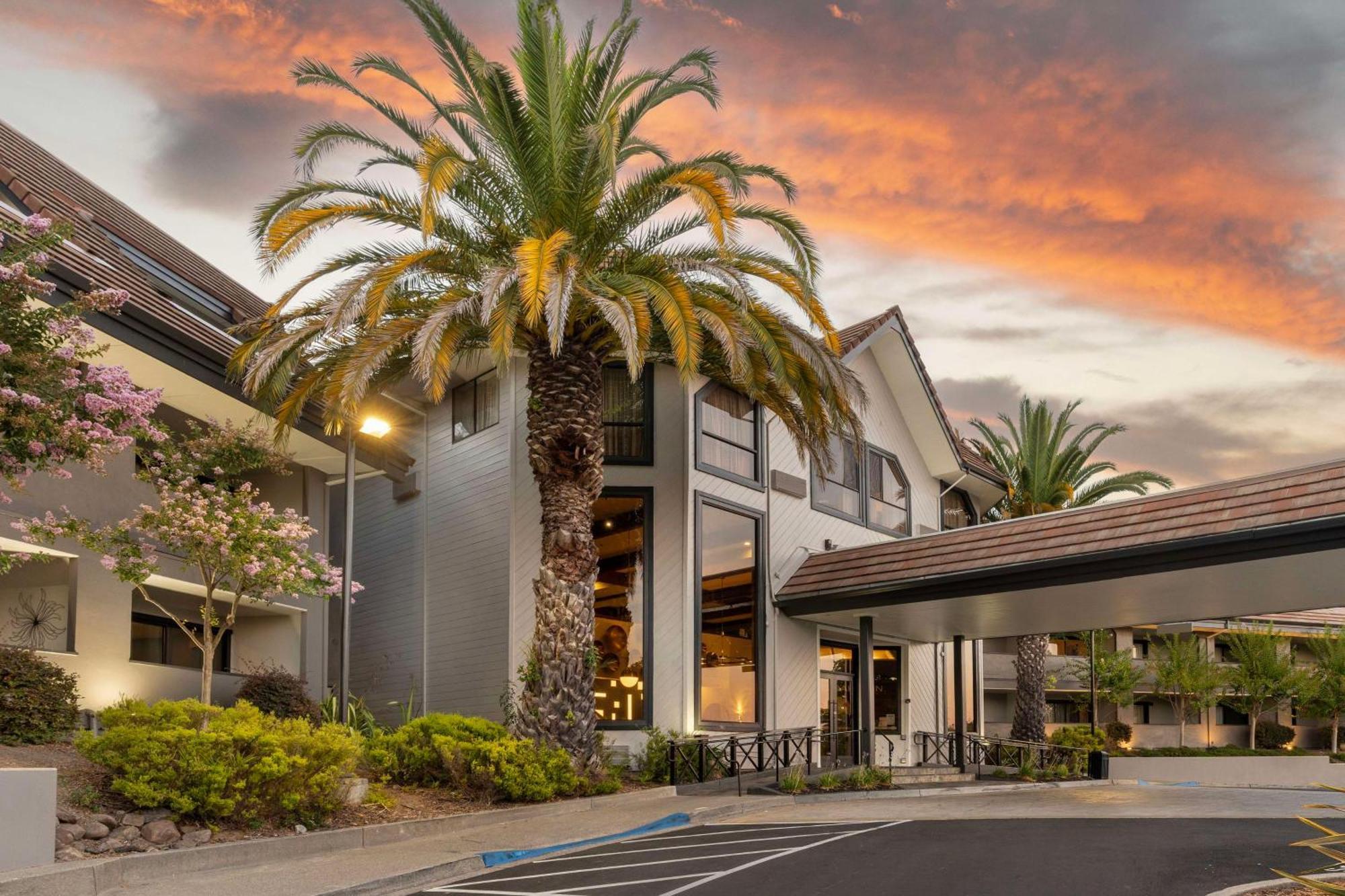 Best Western Plus Novato Oaks Inn Εξωτερικό φωτογραφία
